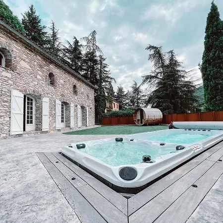Gîte- Mas De Charme Cévennes 2 à 8 Personnes Сasa de vacaciones *