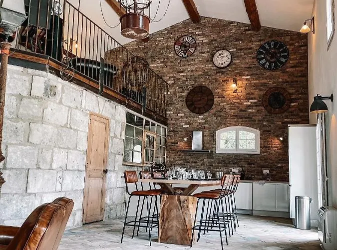 Mas Du Dragon - 8 Personnes- Ales-anduze Tatil Evi