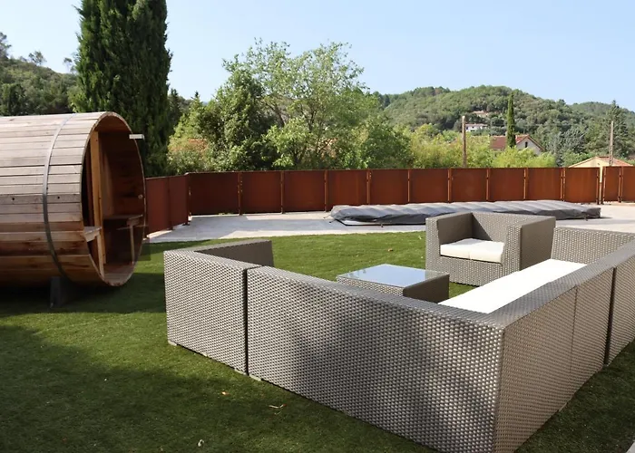 Mas Du Dragon - 8 Personnes- Ales-anduze *